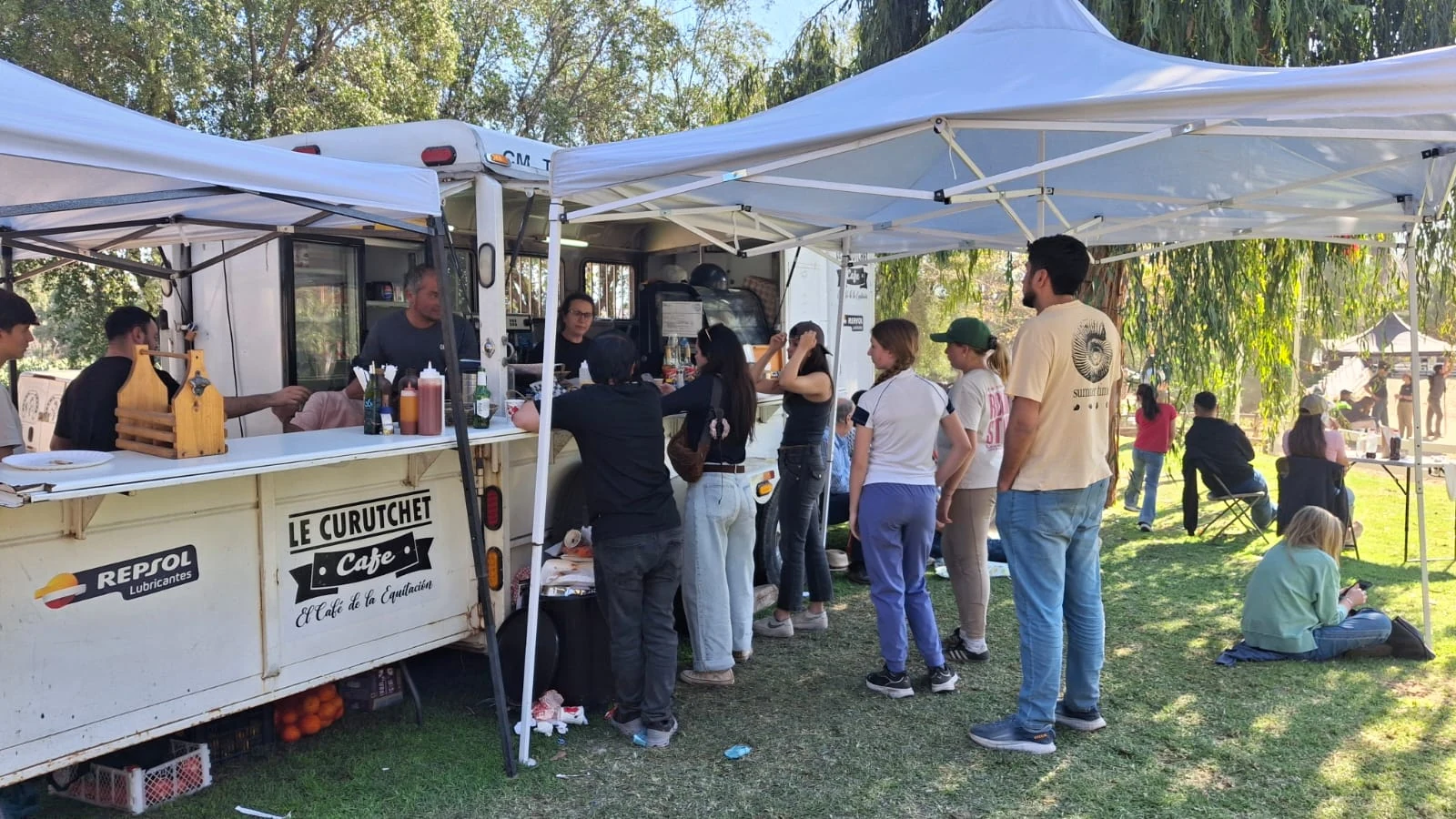 Atención personalizada en eventos Lecurutchet